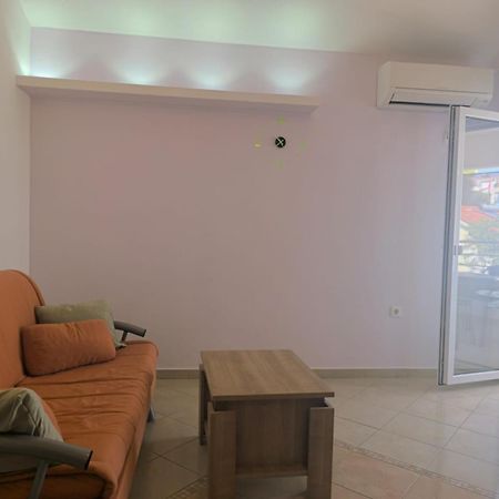 Apartments Otok 2 Trogir Exterior photo