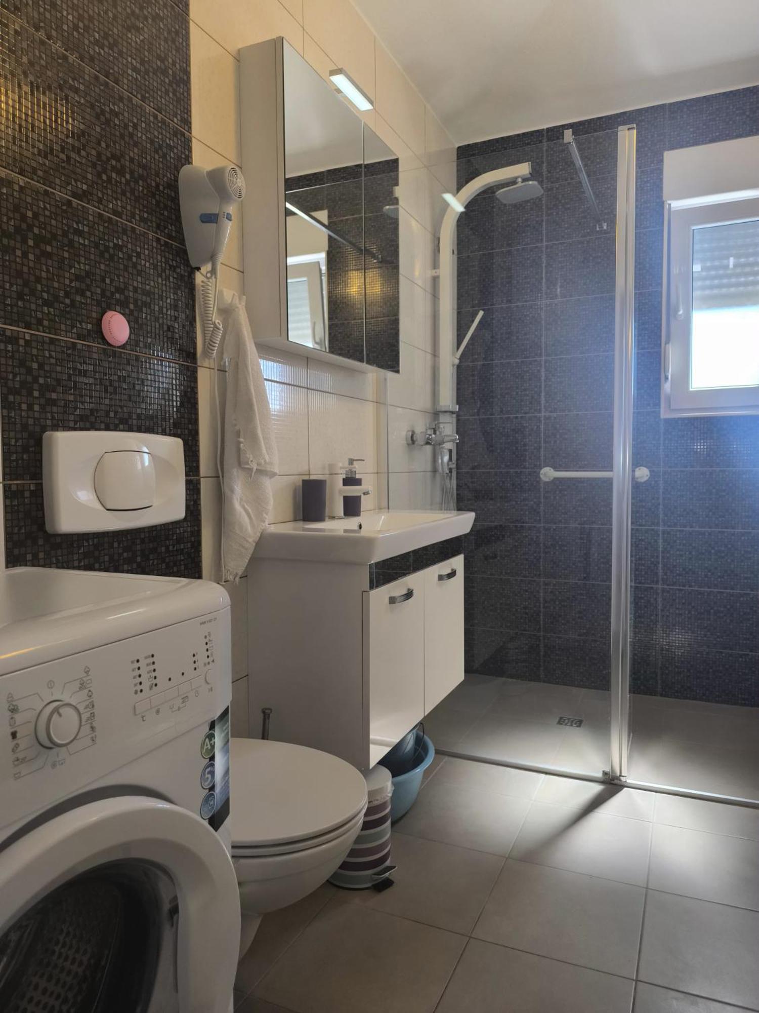 Apartments Otok 2 Trogir Exterior photo
