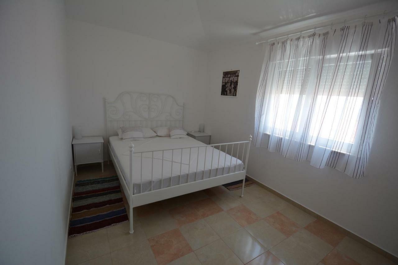 Apartments Otok 2 Trogir Exterior photo