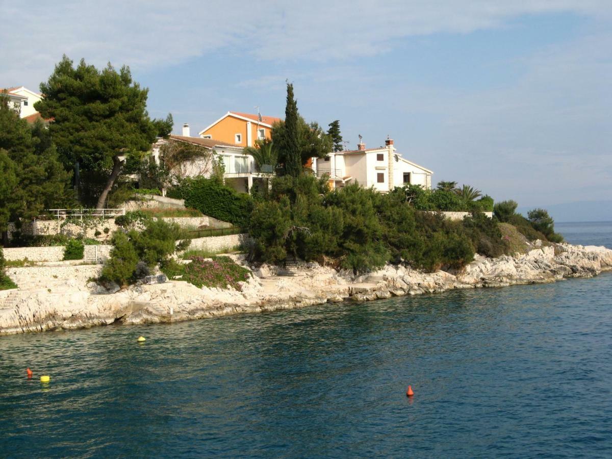 Apartments Otok 2 Trogir Exterior photo