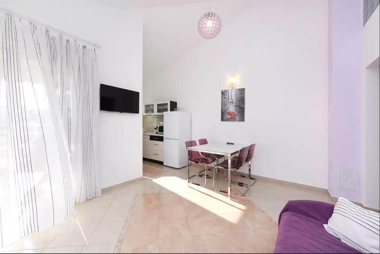 Apartments Otok 2 Trogir Exterior photo